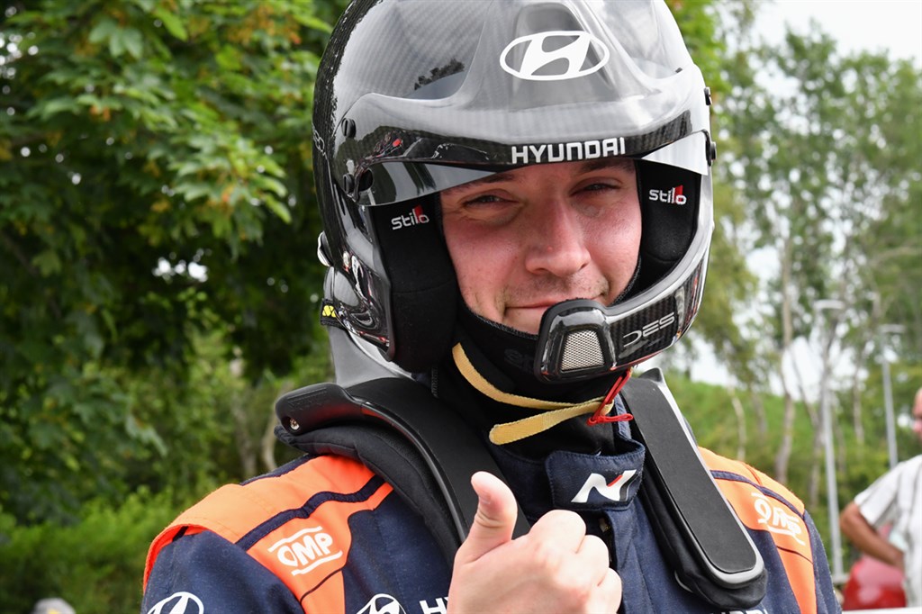 Simon Vallentin og Peter Egholm er i deres toptrimmede Hyundai i20 blandt de hurtigste i DM-feltet.
(Foto: specialpress@gmail.com)